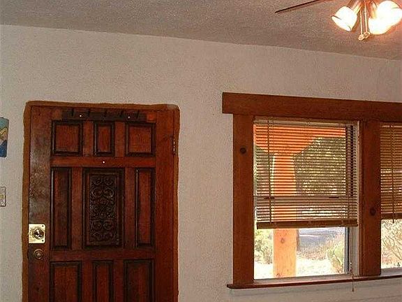 3rd image of 2916 Sierra Vista St NW