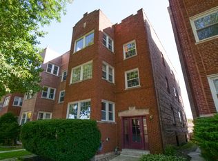 8417 Monticello Ave, Skokie, IL 60076