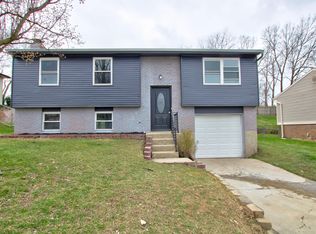 31 Carriage Hill Dr, Erlanger, KY 41018