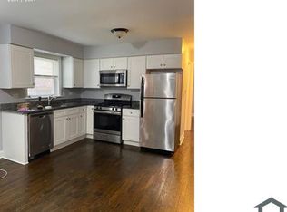 10649 S Hale Ave APT 1A, Chicago, IL 60643