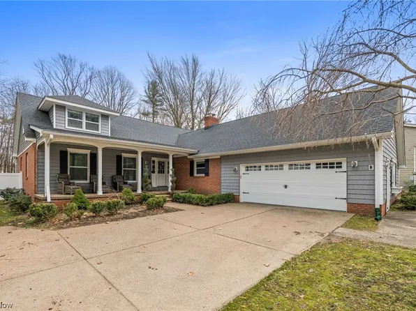 2425 McMackin Rd, Madison, OH 44057
