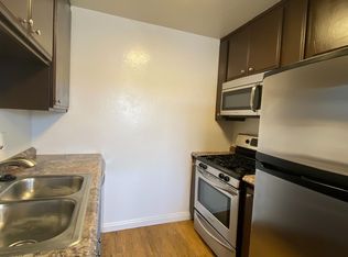 323 W 15th Ave, Escondido, CA 92025
