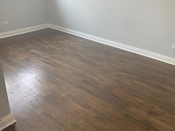 5th image of 7926 S Eberhart Ave #3