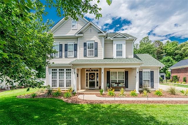 1st image of 7573 Woodcrest Dr
