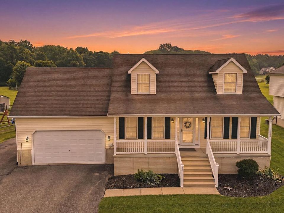 1st image of 521 Highland Dr