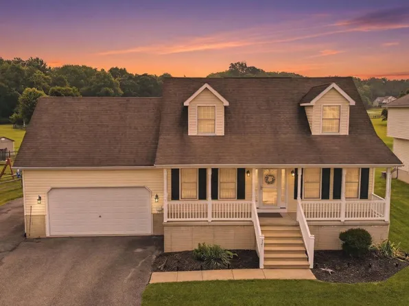 521 Highland Dr, Elkton, MD 21921