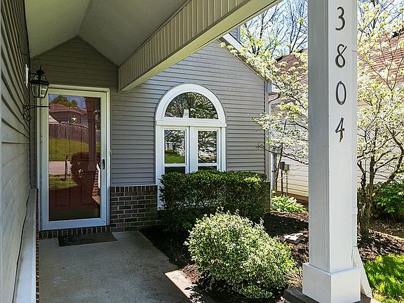 3rd image of 3804 Dove Creek Ct
