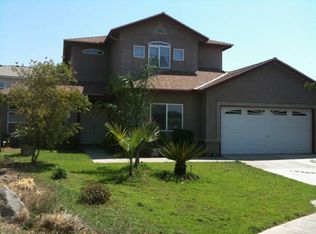 5270 N Cresta Ave, Fresno, CA
