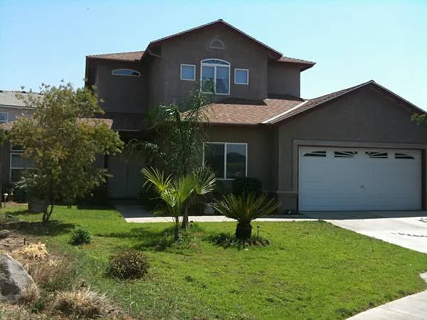 5270 N Cresta Ave photo 1