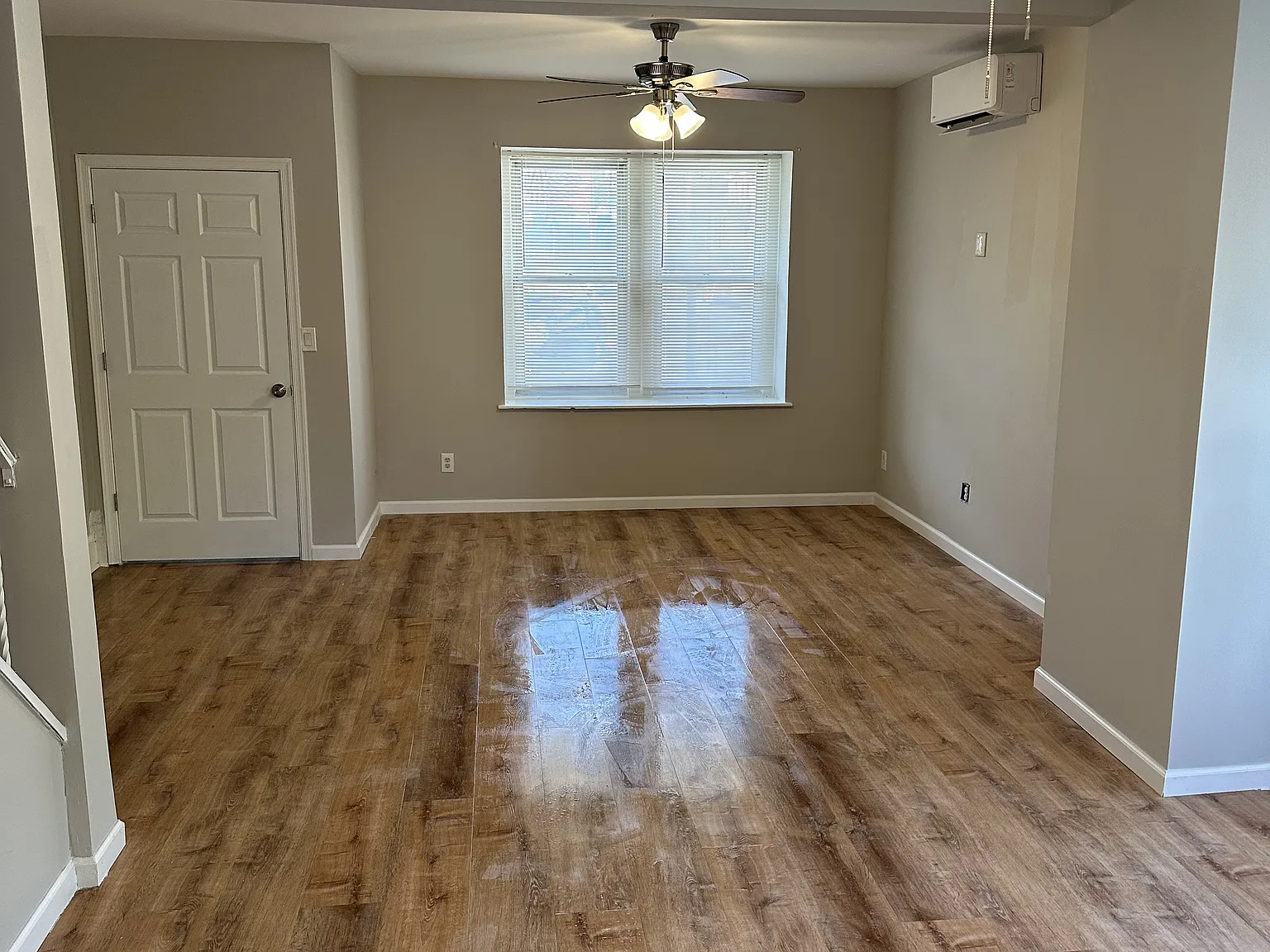 4 bed, 2.5 bath, 1897 sqft, $2,795 — Photo 2