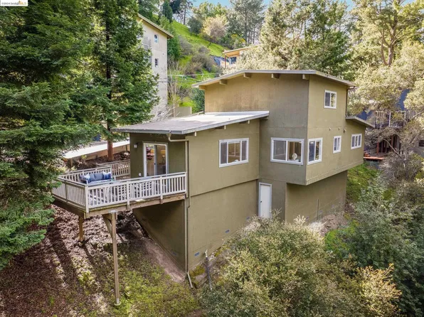 6465 Westover Dr, Oakland, CA 94611