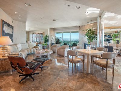 10490 Wilshire Blvd APT 1404, Los Angeles, CA, 90024