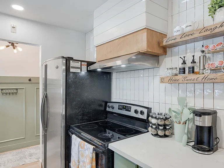 217 Rugosa Dr — Photo 57