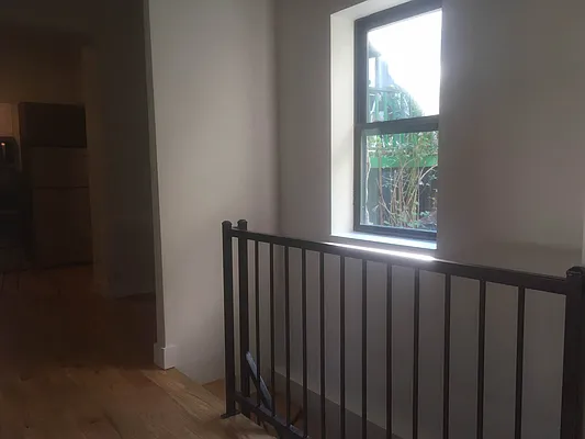 Rented by Premier Metro Realty Corp | media 22