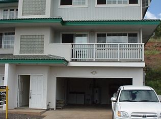 94-1096 Lumipolu St #B, Waipahu, HI 96797