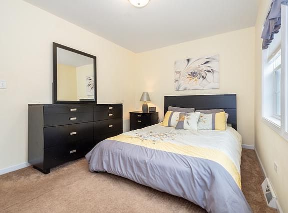 5th image of 26723 W Woodland Ave