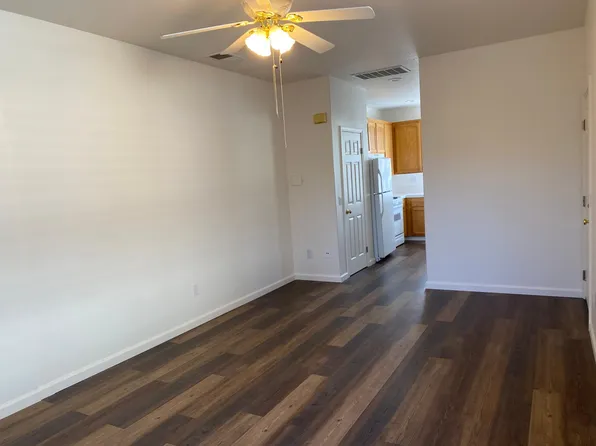 5525 Rainbow Cir, Santa Rosa, CA 95409