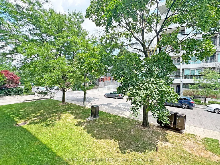 490 Eglinton Ave E #206 — Photo 9