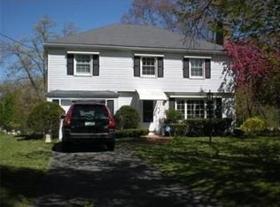 111 Emerson St, Springfield, MA 01118