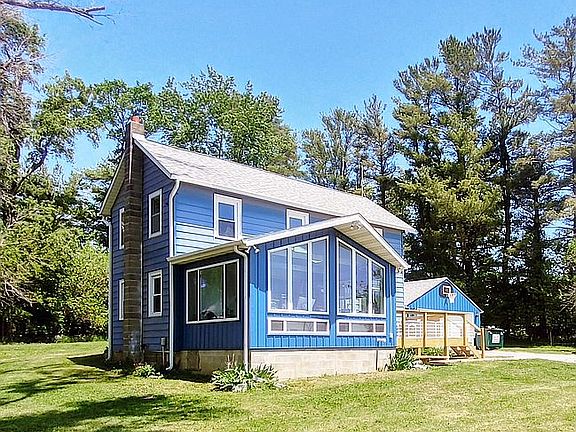2nd image of 2057 280th St