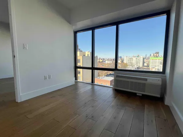 504 Myrtle Avenue image 6 of 23