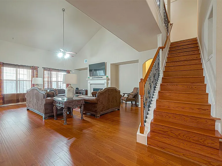 9906 Bronze Mill Ln — Photo 17