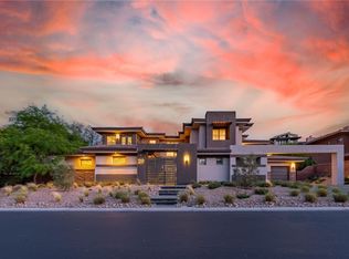 29 Soaring Bird Ct, Las Vegas, NV 89135