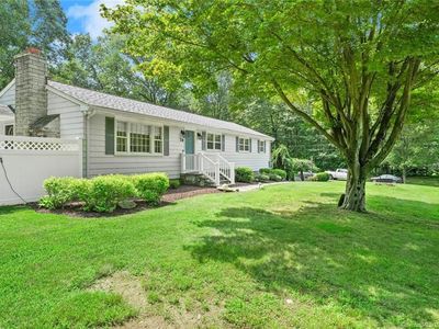 28 Coral Drive, Trumbull, CT, 06611