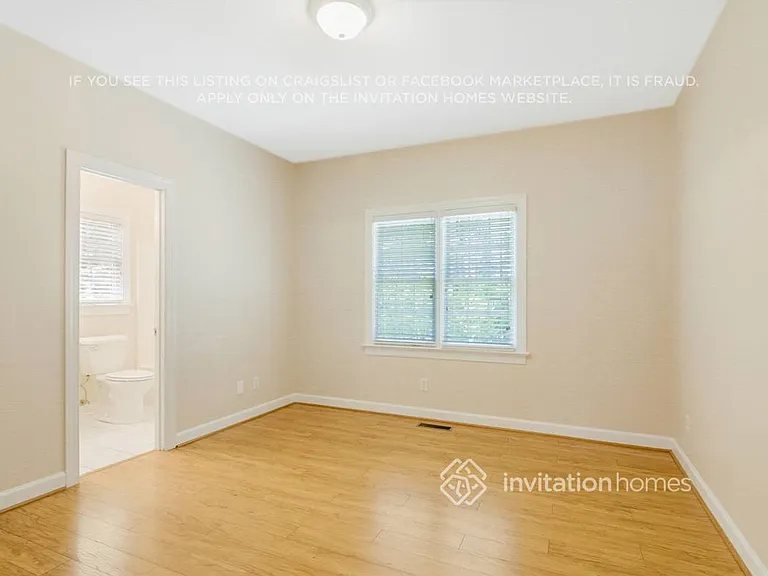 405 Broadmoor Way — Photo 19