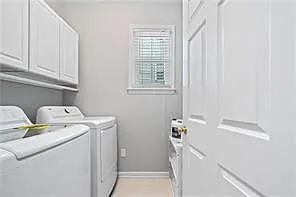 304 Laurel Glen Xing — Photo 32
