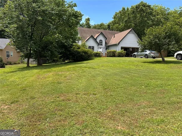 7710 Silversmith Dr, Cumming, GA 30028
