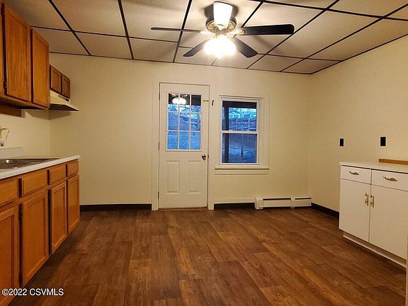 3rd image of 406 Liberty St