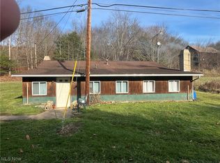 49309 Dyke Rd, Rogers, OH 44455