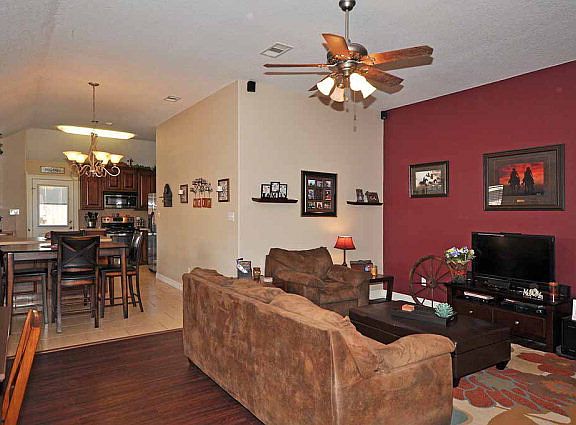 4th image of 125 Eagle Nest Ct