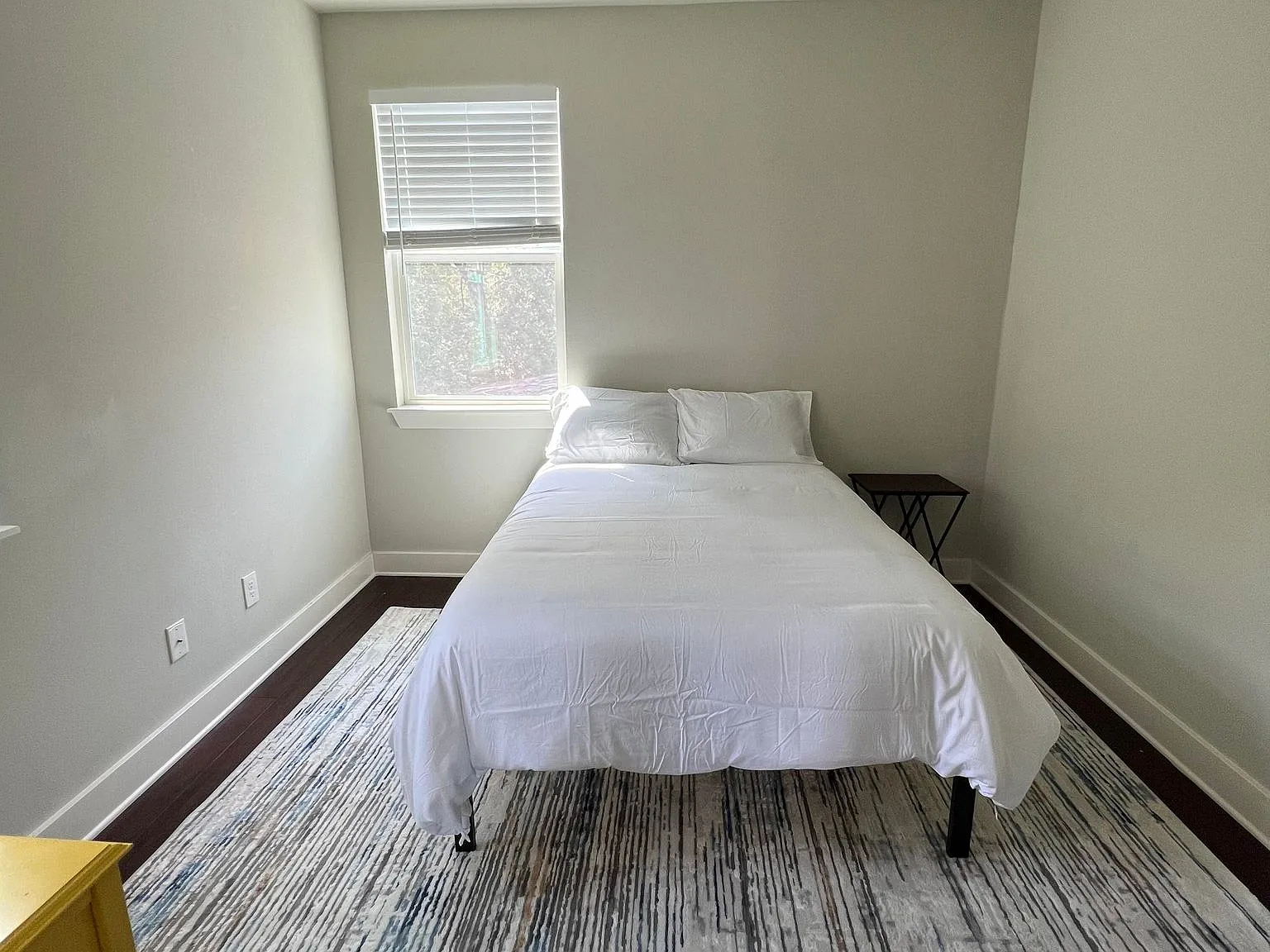 3 bed, 2.5 bath, 1597 sqft, $1,000 — Photo 3