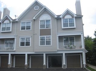 146 Prestwick Way, Edison, NJ 08820