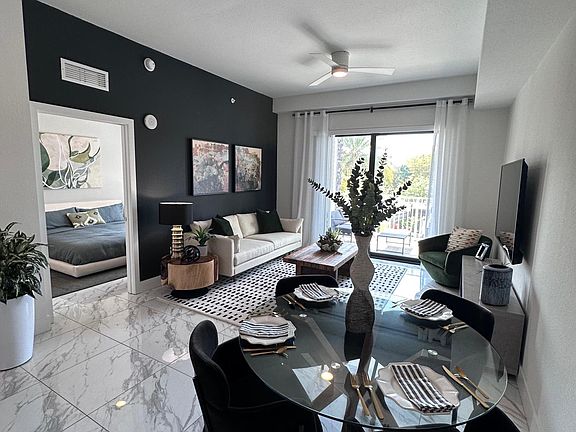 4th image of 850 SW 87th Ter #101