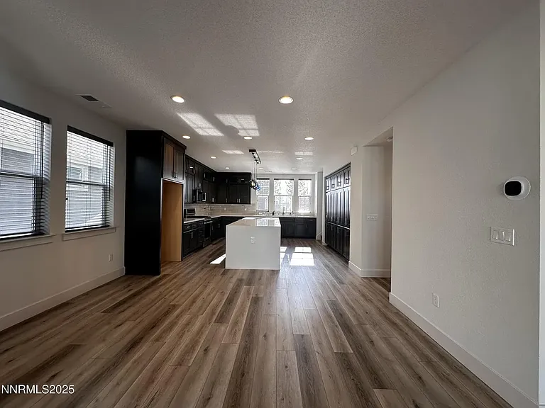 1326 Little Ln — Photo 11