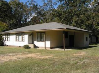 1039 Cleveland St, Crystal Springs, MS 39059