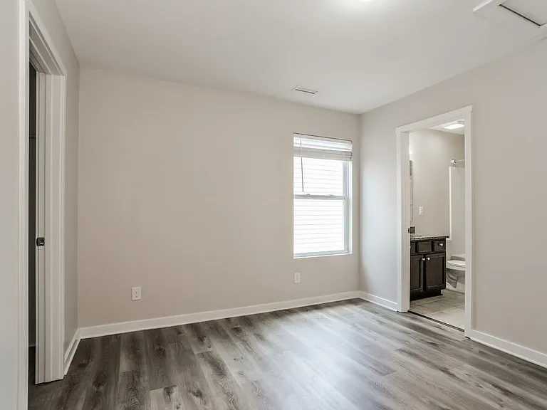 1048 Joselynn Dr — Photo 14