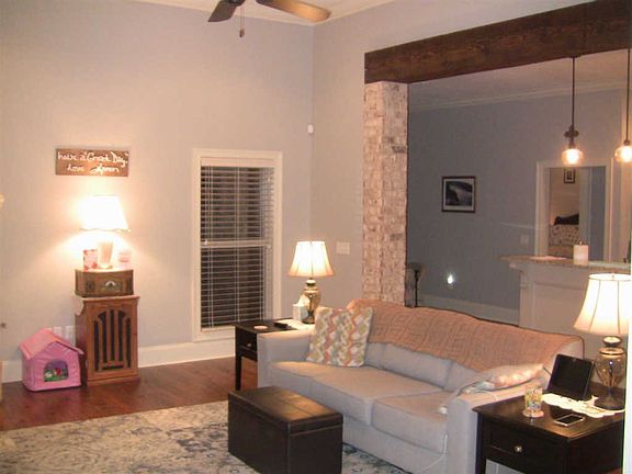 3rd image of 141 Grandeur Dr
