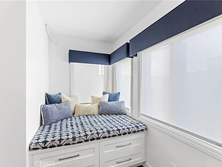 215 E Edgewater Ave — Photo 14