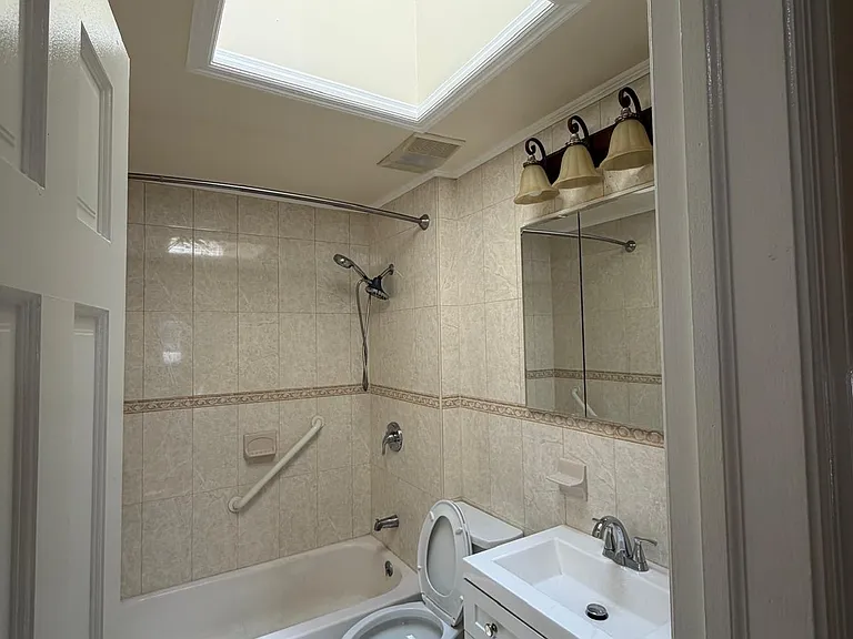 424 Beach 48th St #2 — Photo 15
