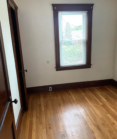 35 Grant Ave #1 — Photo 21
