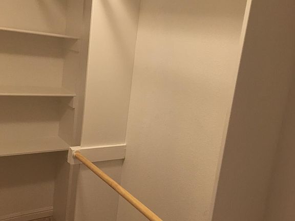 2nd image of 2329 Lotus Ave