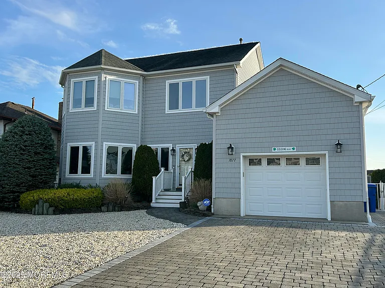 1877 Compass Ct — Photo 12
