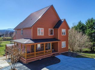 2086 Arch Rock Dr, Sevierville, TN 37876