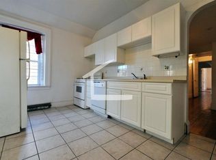 168 Naples Rd #2, Brookline, MA 02446