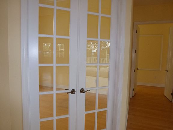 2nd image of 204 South Dr