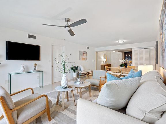 5th image of 3525 S Ocean Boulevard #411